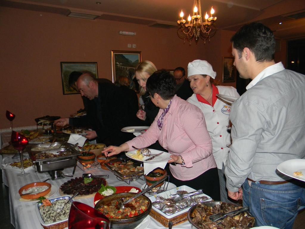 Hotel Gold Pljevlja Zewnętrze zdjęcie