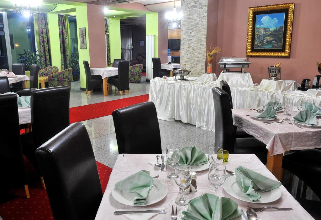 Hotel Gold Pljevlja Zewnętrze zdjęcie